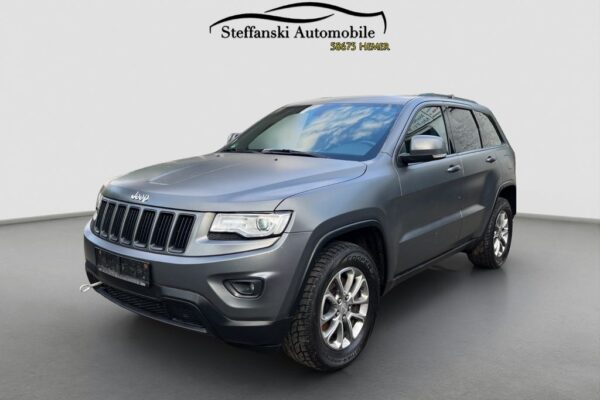 Jeep Grand Cherokee 3.0 CRD Laredo 4WD bei AutoHoss Hemer — Gebraucht, mit Schaden · EZ 10/2013 · 104.000 km