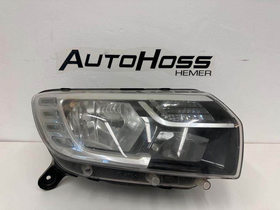 Original Dacia Sandero / Logan Scheinwerfer rechts 260103529R