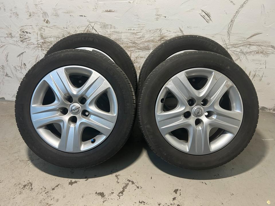 Original Opel Stahlfelgen Winterräder 225/55 R17 97W – Michelin