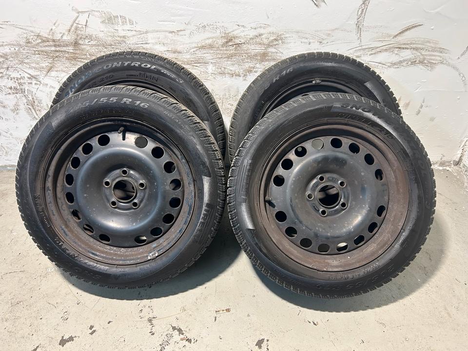 VW Stahlfelgen 205/55 R16 91H Winterreifen Winterräder
