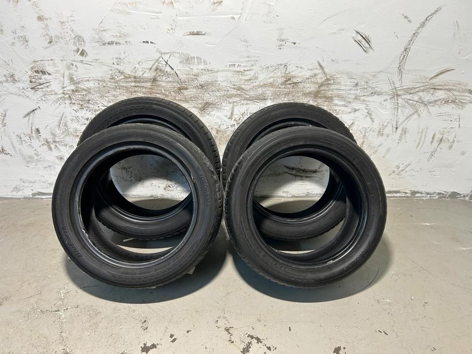 4x Yokohama BluEarth-Winter V905 Winterreifen 195/50 R15 82H