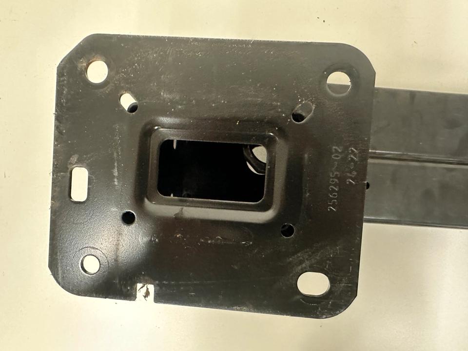 Original Renault Traverse hinten 756106094R – guter Zustand