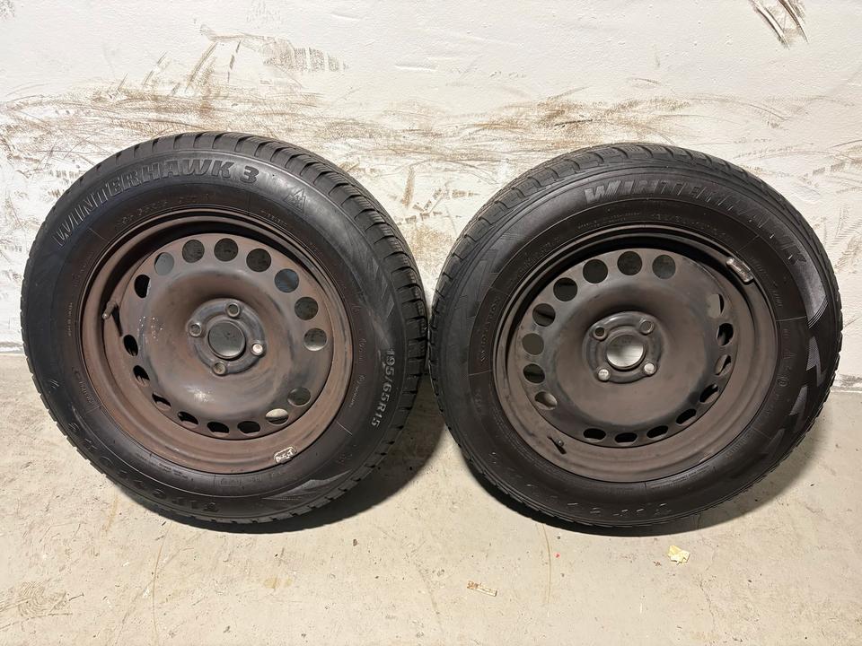 4x Stahlfelgen 195/65 R15 91T Winterreifen