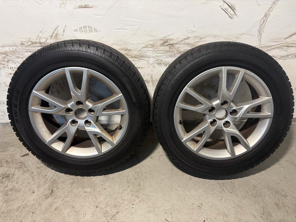 Audi Q3 VW Tiguan Seat Ateca Winterreifen 215/60 R17 96T