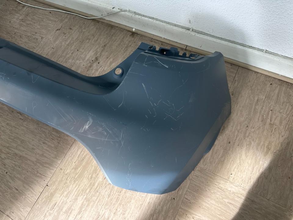 Original Renault Clio IV Stoßstange hinten 850225639R NEU