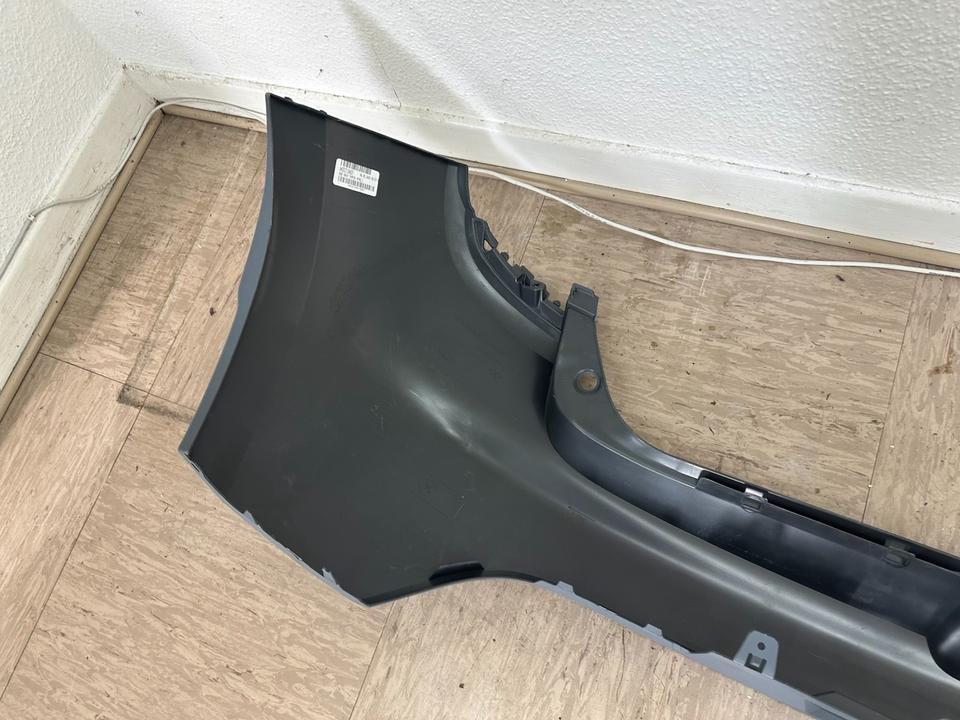 Original Renault Clio IV Stoßstange hinten 850225639R NEU