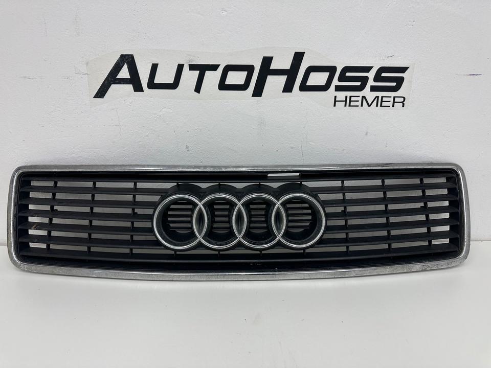 Original Audi 100 Kühlergrill vorne 4A0853651