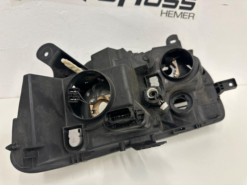 Original Dacia Sandero / Logan Scheinwerfer rechts 260103529R
