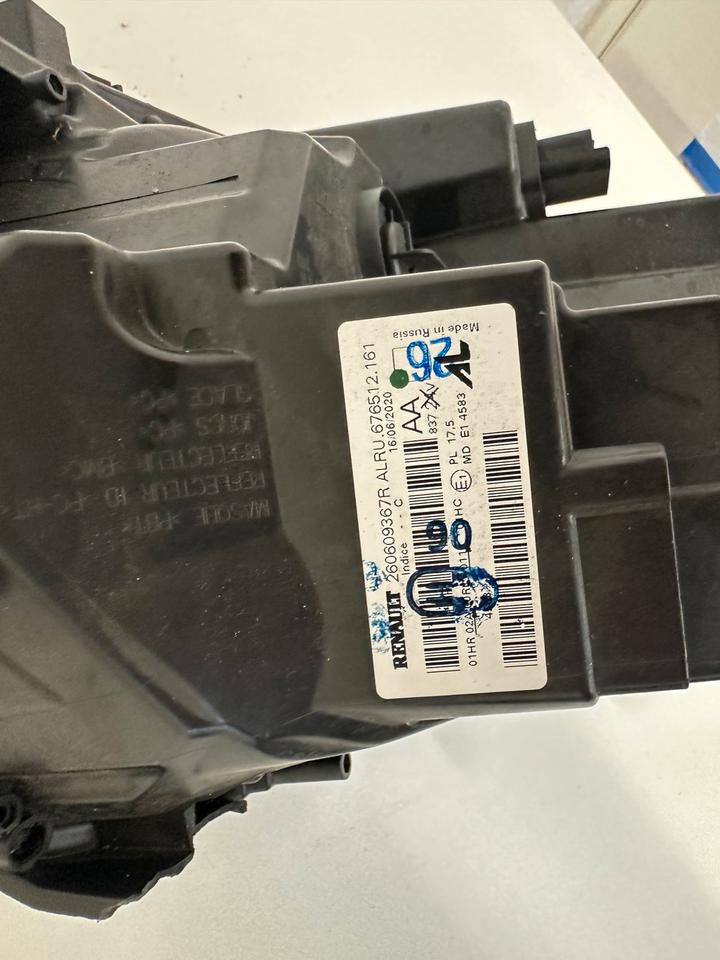 Original Dacia Duster Scheinwerfer links 260609367R