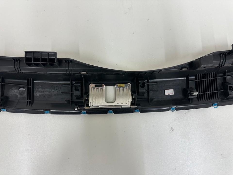 Original Audi A6 4G C7 Ladekantenabdeckung 4G9864483