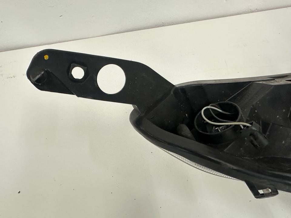 Original Ford B-Max Scheinwerfer links AV11-13W030-XX 46150748
