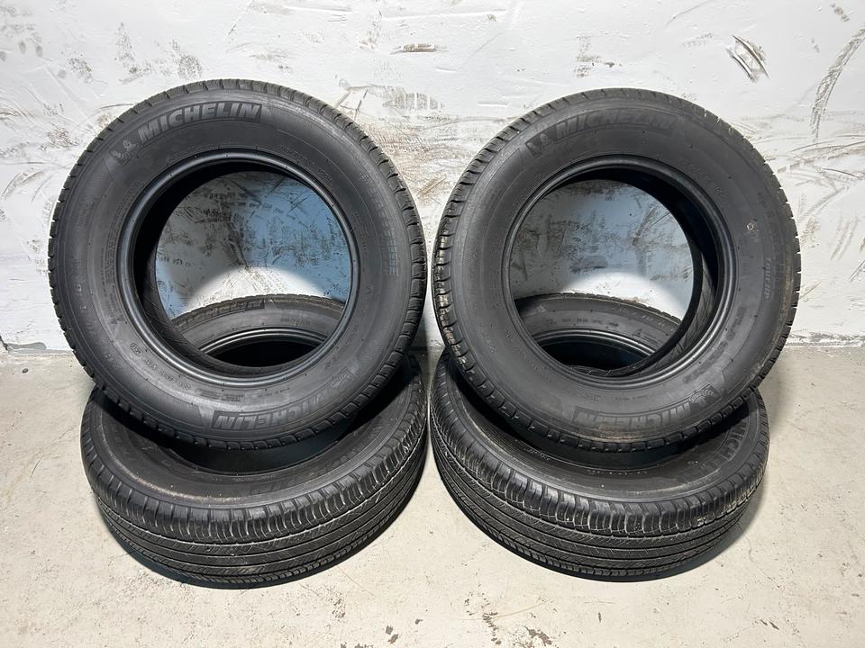 4x Michelin 215/70 R176 100H Sommerreifen