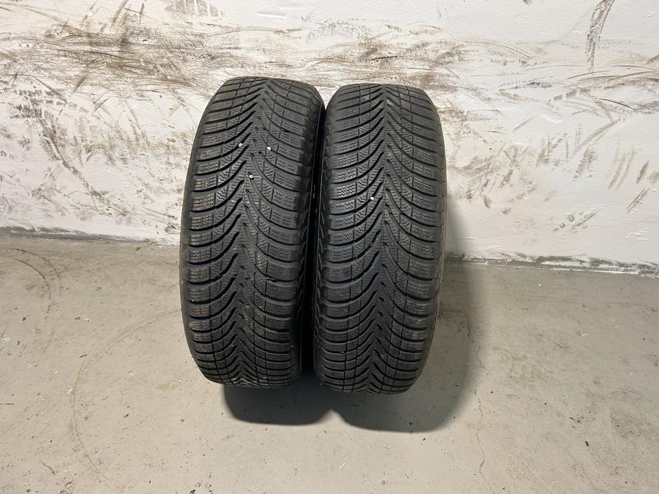 4x Stahlfelgen Winter 195/65 R15 91T Winterräder