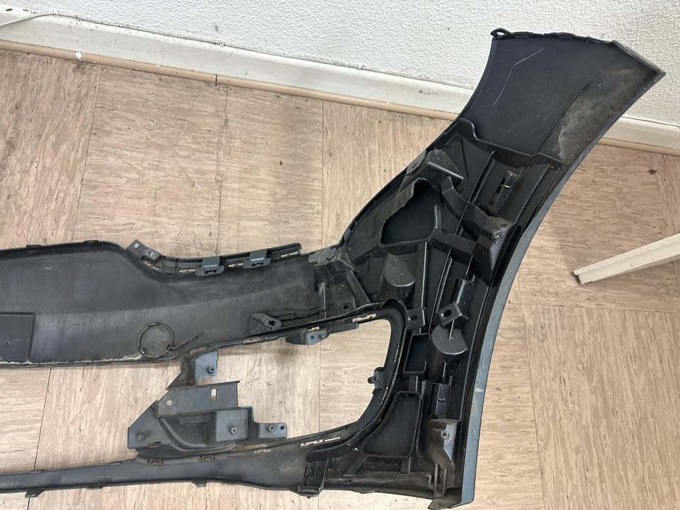 Renault Mégane Stoßstange vorne 620220055R