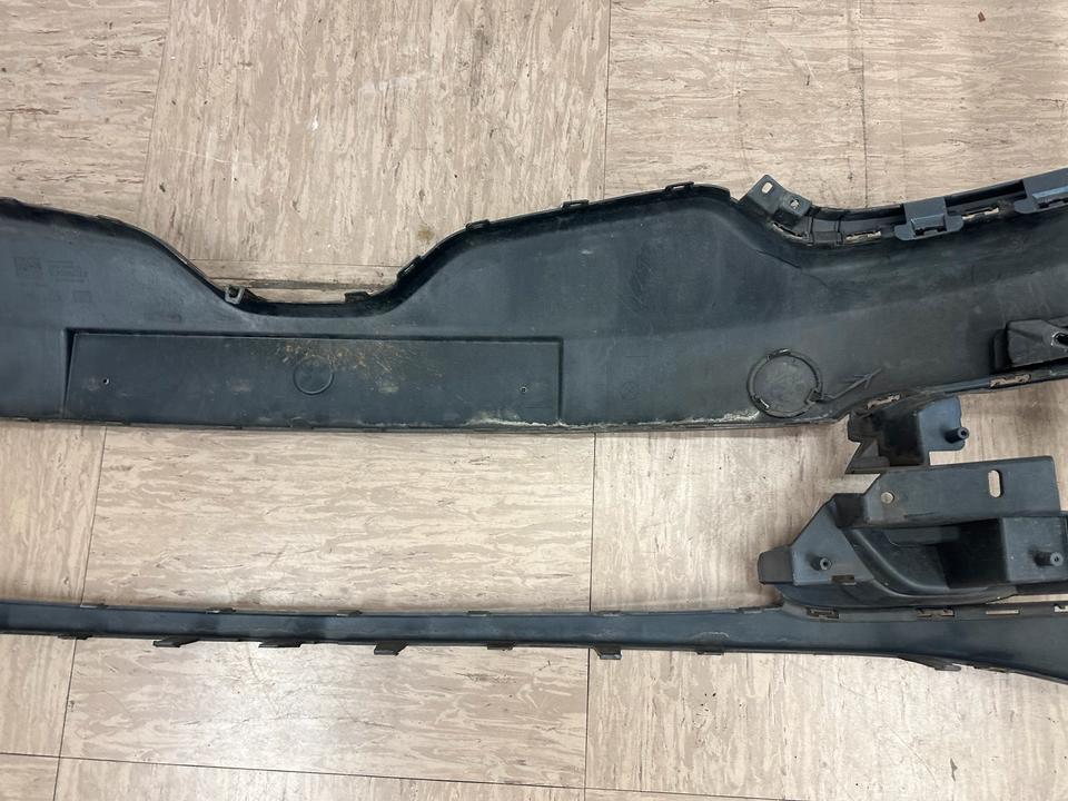 Renault Mégane Stoßstange vorne 620220055R