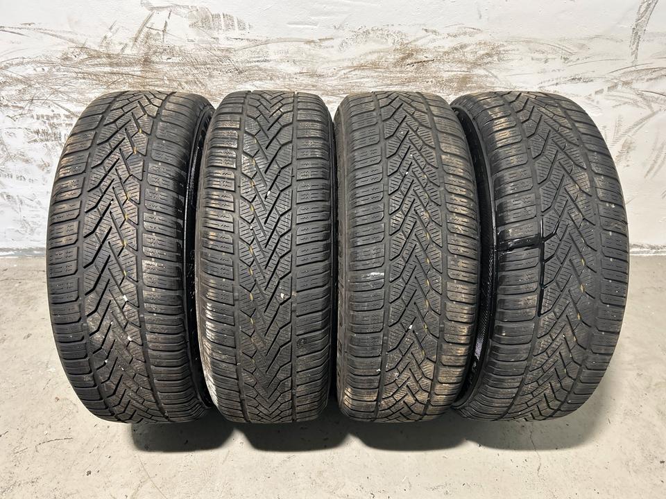 4x Stahlfelgen Winterräder 205/60 R16 92H