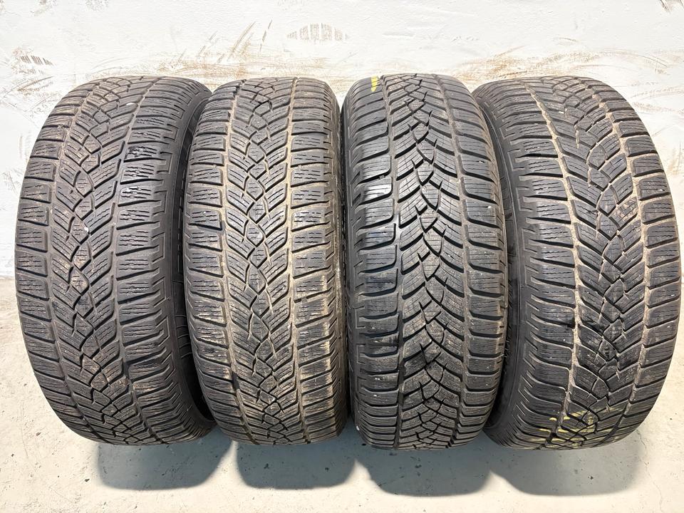 Top Hyundai Kia Nissan 215/65 R16 98H Winterräder