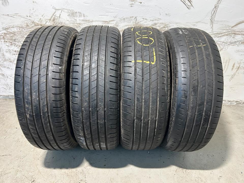4x Bridgestone 215/60 R17 96H Sommerreifen