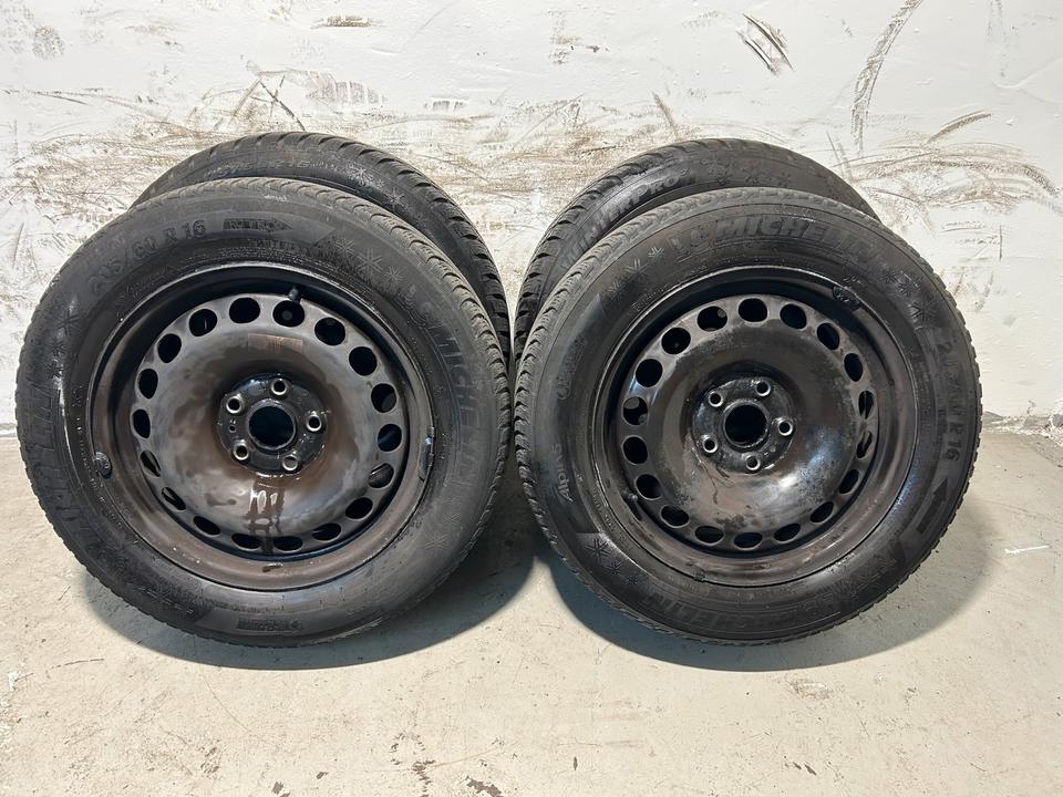 4x VW Winterräder 205/60 R16 92/96H Stahlfelgen